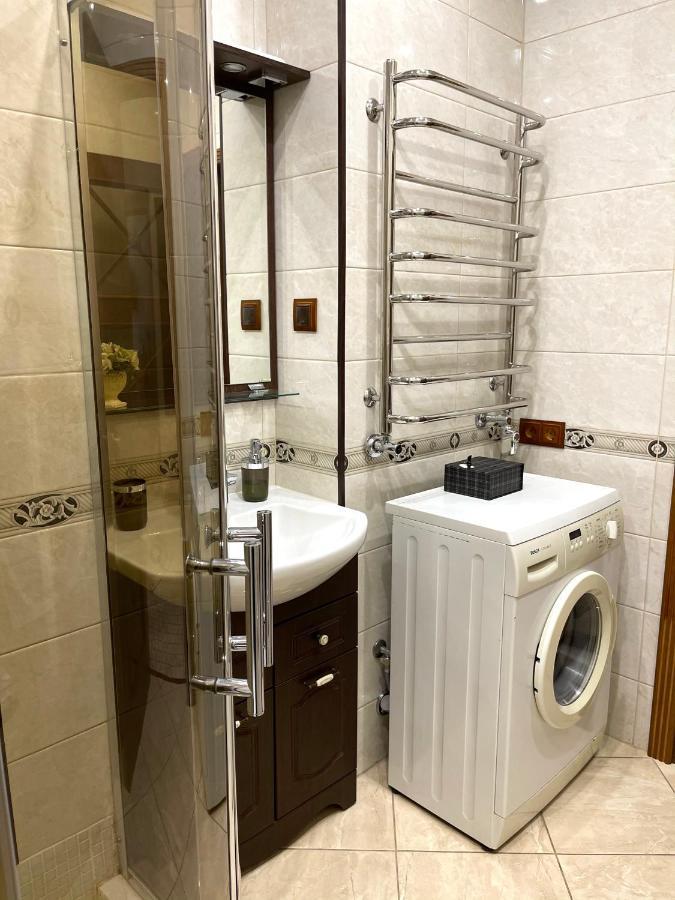 Apartment On Franka Львов Экстерьер фото